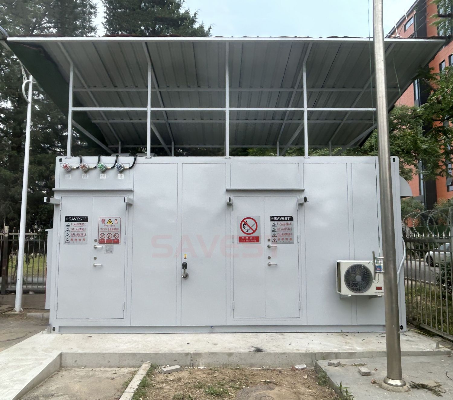 图片 1 室外危废暂存柜